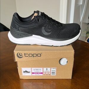 Topo Athletic Black and White Running Sneakers Ultrafly 4